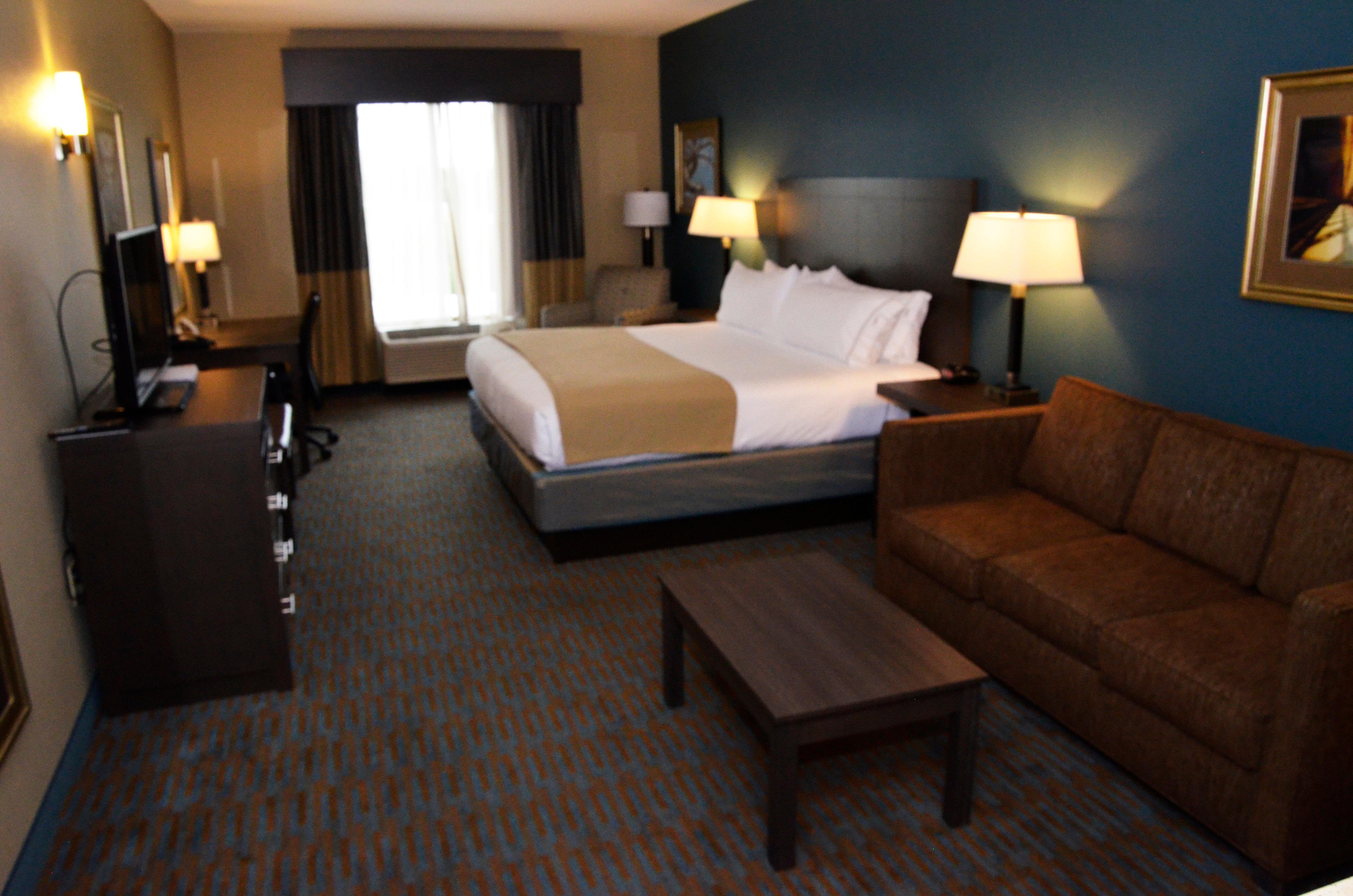 Holiday Inn Express Hotel & Suites Goldsboro - Base Area By Ihg Eksteriør billede